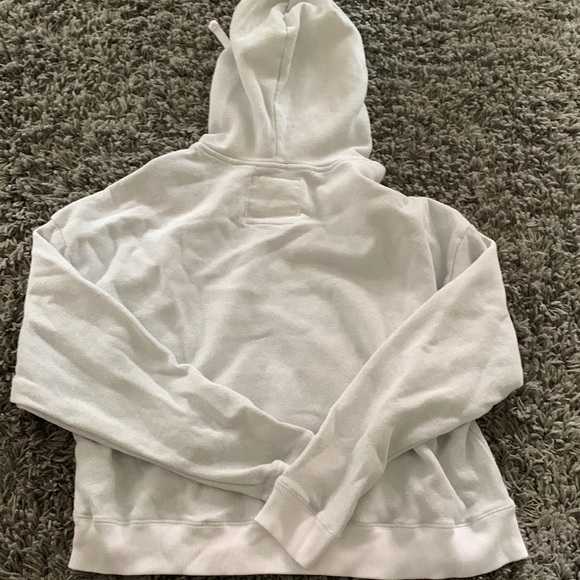 Women’s Hollister Crop Top Hoodie - Picture 2 of 4